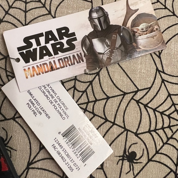 FUNKO POP STAR WARS COIN WALLET / PURSE - MANDALORIAN DISNEY - Picture 9 of 9